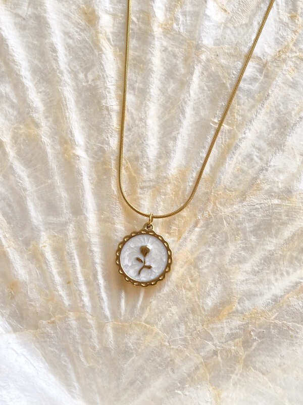 Ivory Muse Necklace