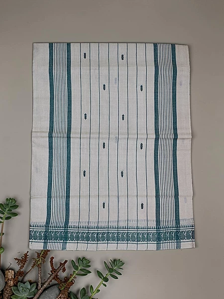 Ivory & Green Narayanpet Handloom Cotton Saree without Blouse Piece