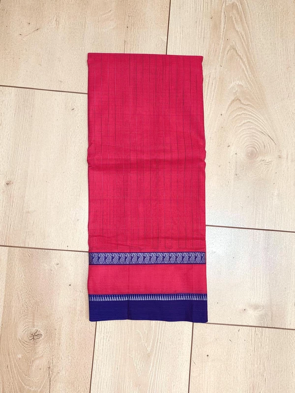 Magenta Handloom Cotton Checkered Saree without Blouse Piece