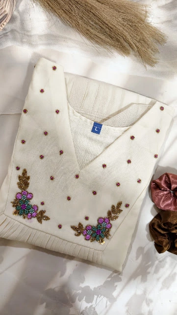 MULL CHANDERI HAND WORK
