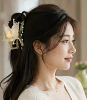Butterfly Pearl Hair Claw Clips for Women and Girls – Decorative Hairbands