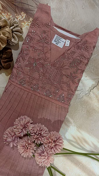 Handwork top