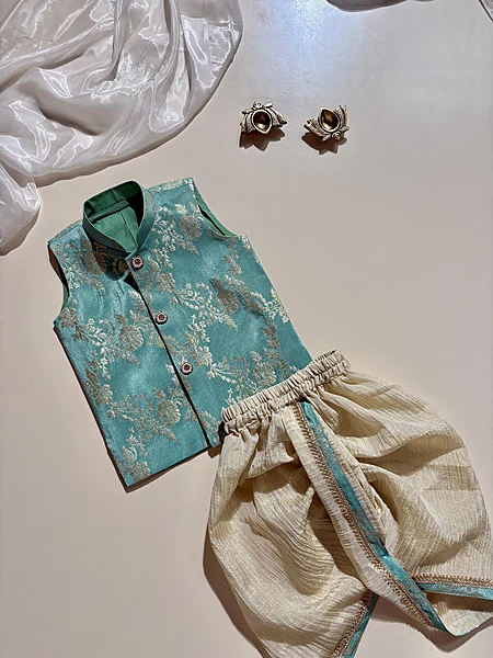 Aquateal Sleeveless Brocade Silk Dhothi Set