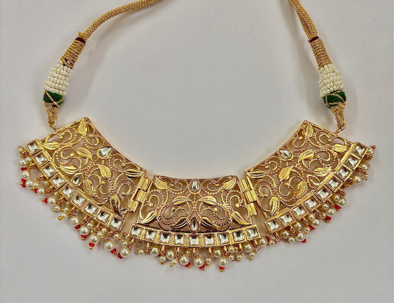 Polki Half Round Necklace With Studs