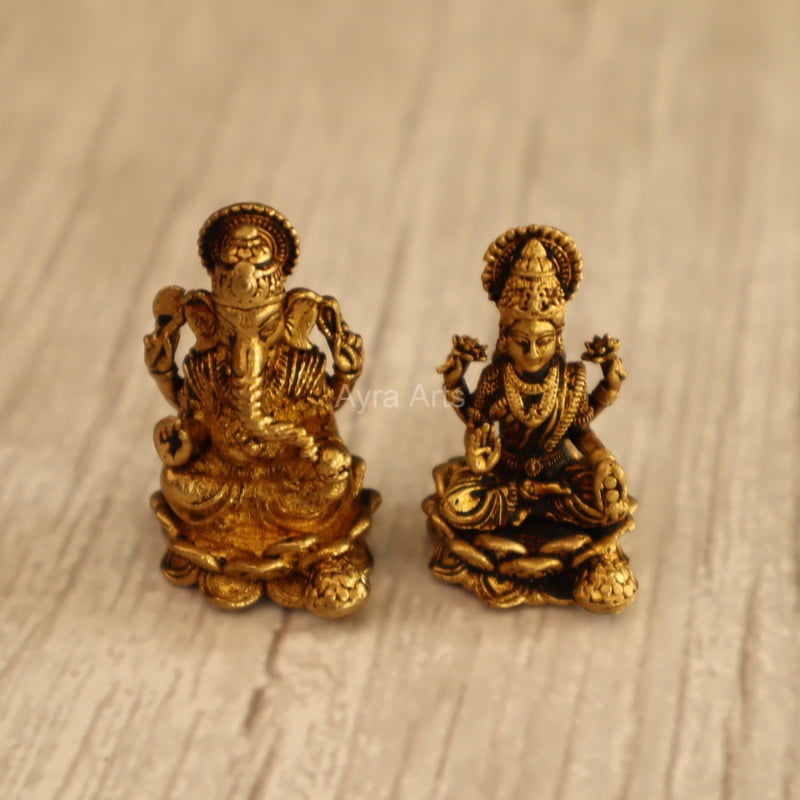 Premium Light Weight Lakshmi Ganesh Idols Pair - 1 Inch Height