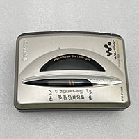 SONY - Stereo Cassette Walkman - FM/AM - WM-FX195 SONY - Stereo Cassette Walkman - FM/AM - WM-FX195