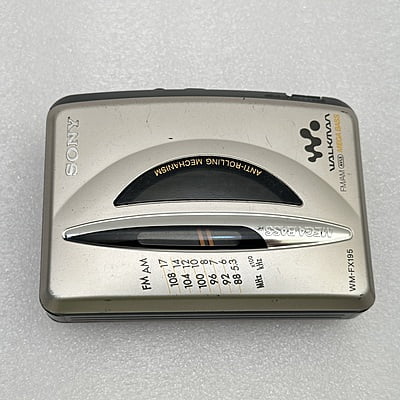 SONY - Stereo Cassette Walkman - FM/AM - WM-FX195 SONY - Stereo Cassette Walkman - FM/AM - WM-FX195