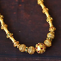 red stone antic ball chain