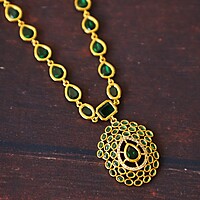 enamel green stone with unique doller 3/4 neck piece