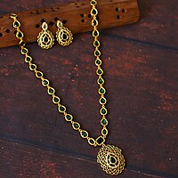 enamel green stone with unique doller 3/4 neck piece