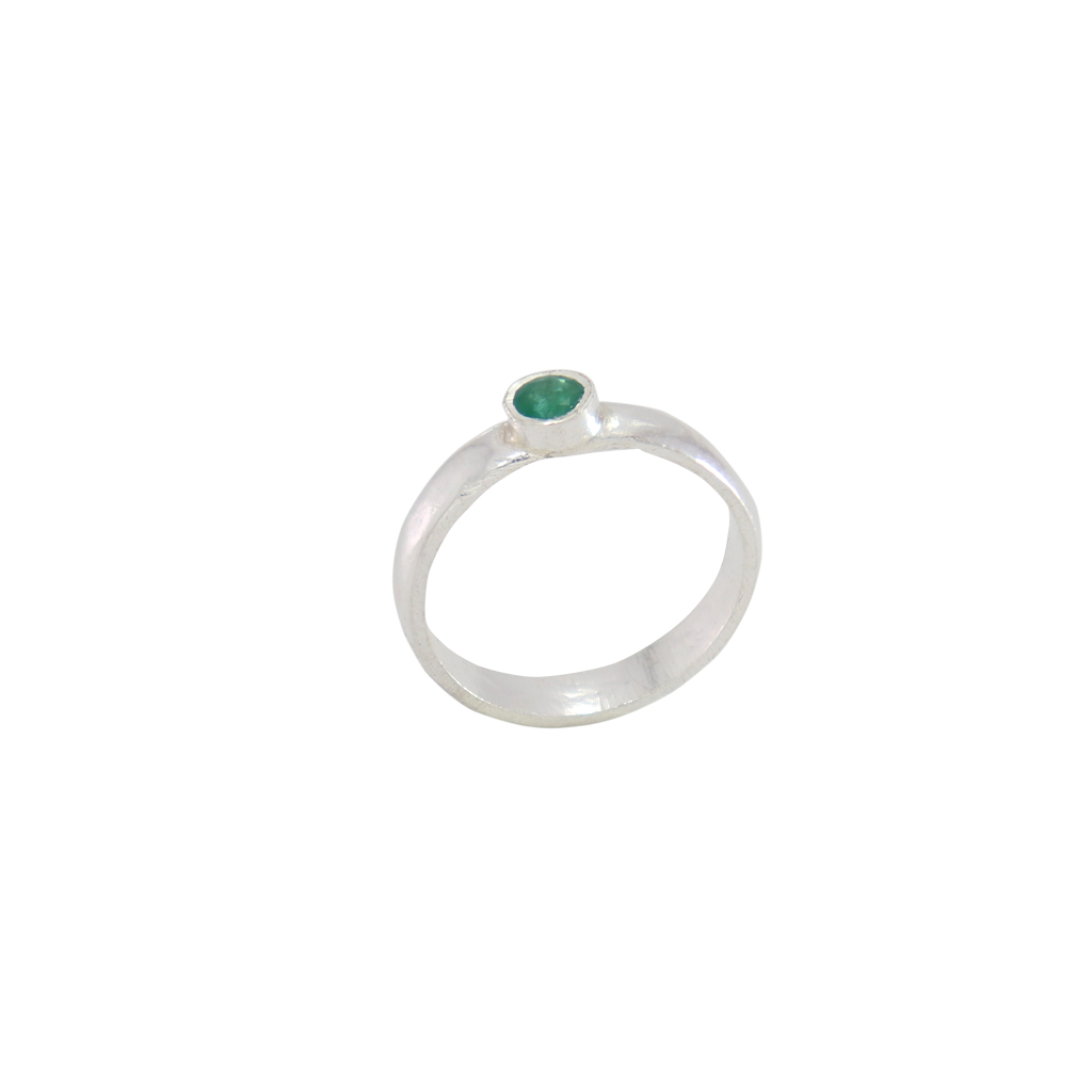 Sterling Silver Green Stone Ring (Mothiram)