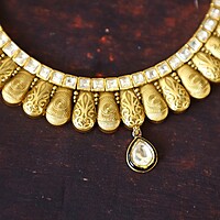 Marvelous Engraved Design Neckiece