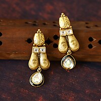 Marvelous Engraved Design Neckiece