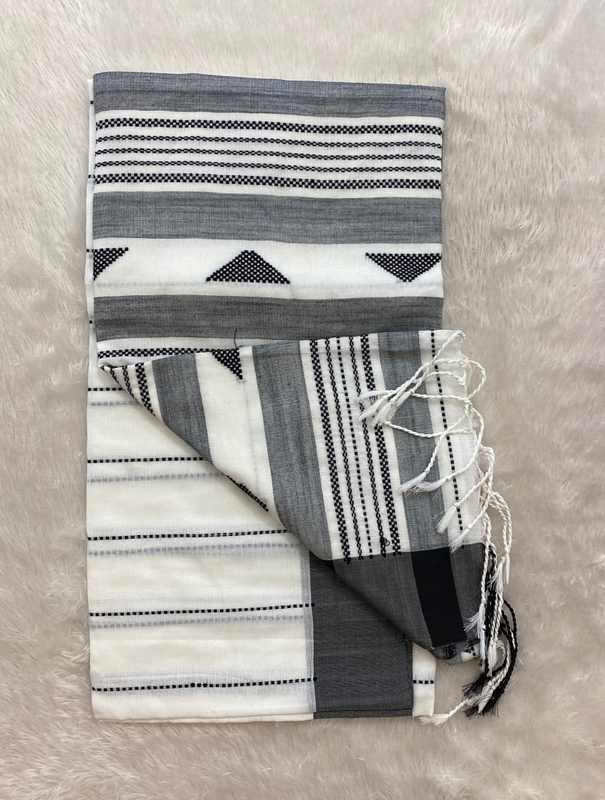 Veeksha – The Linen Cotton Saree (Triangle) SWS102