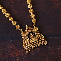 Antic gold ball pendant neckpiece