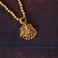 Lakshmi design kemp stone ball chain