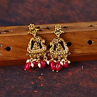 Antic peacock Neckpiece