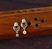 Simple elegant diamond neckpiece