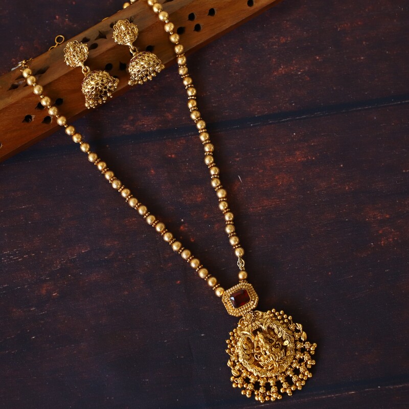 Antique lakshmi ball design
