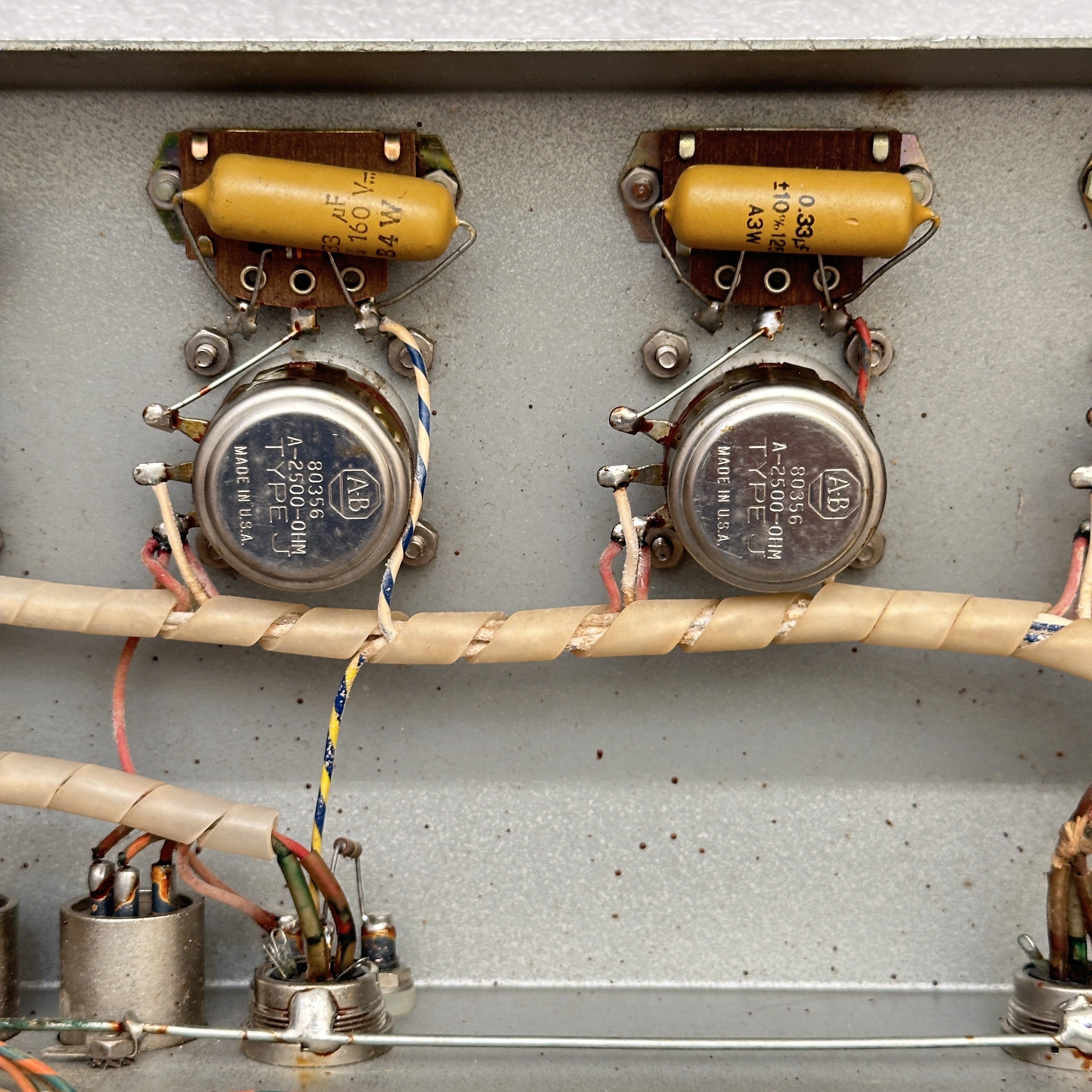 Nagra BM II Battery Mixer – Swiss Broadcast Mixer (Untested, As-Is) - BM II Nagra BM II Battery Mixer – Swiss Broadcast Mixer (Untested, As-Is) - BM II