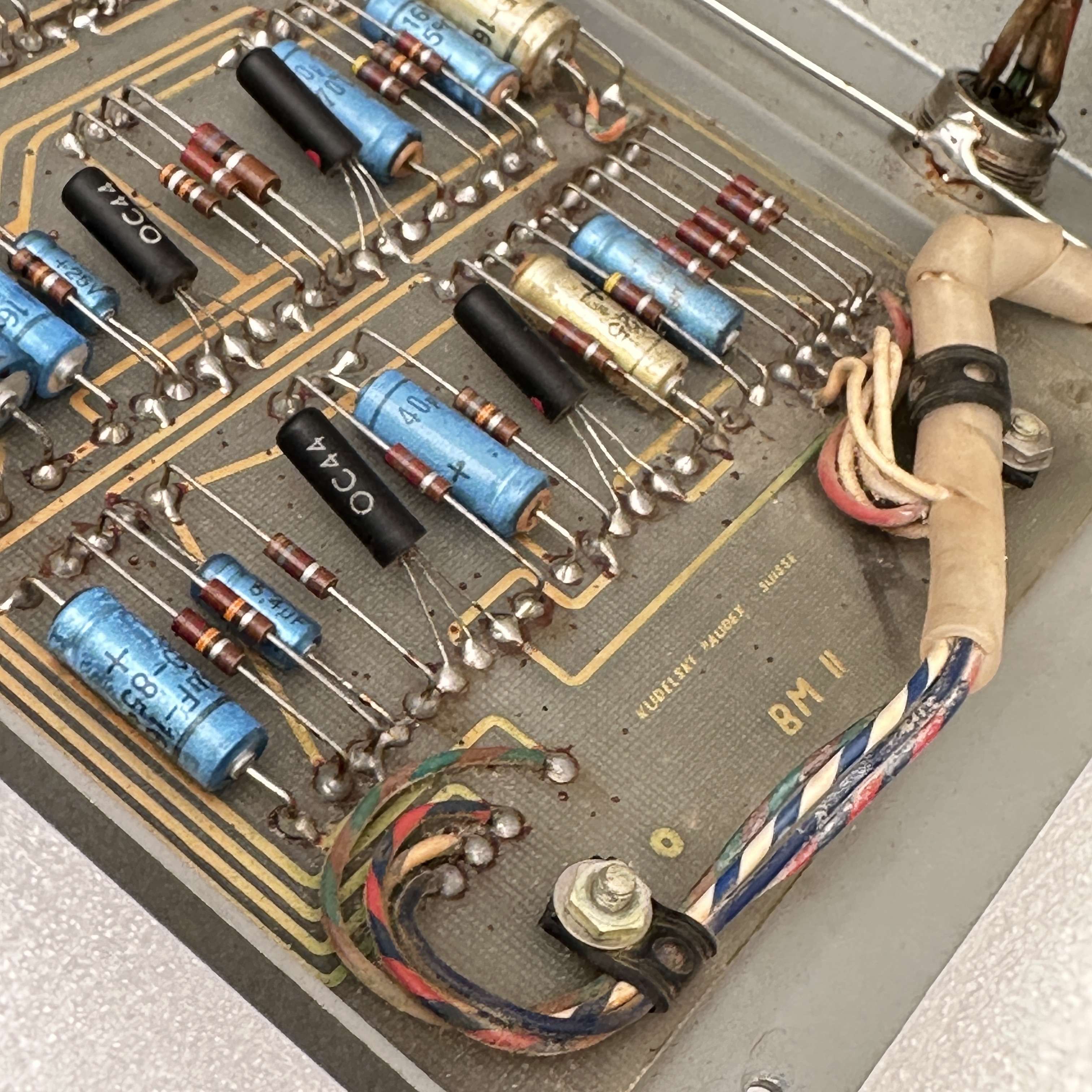Nagra BM II Battery Mixer – Swiss Broadcast Mixer (Untested, As-Is) - BM II Nagra BM II Battery Mixer – Swiss Broadcast Mixer (Untested, As-Is) - BM II