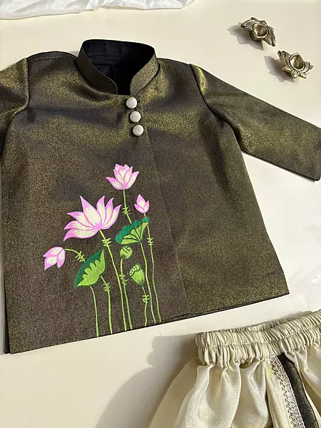 Sunshine Bloom Lotus Handpainted Dhoti Silk Set