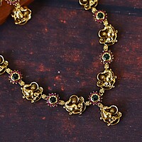 peacock and folower desighn neckpiece