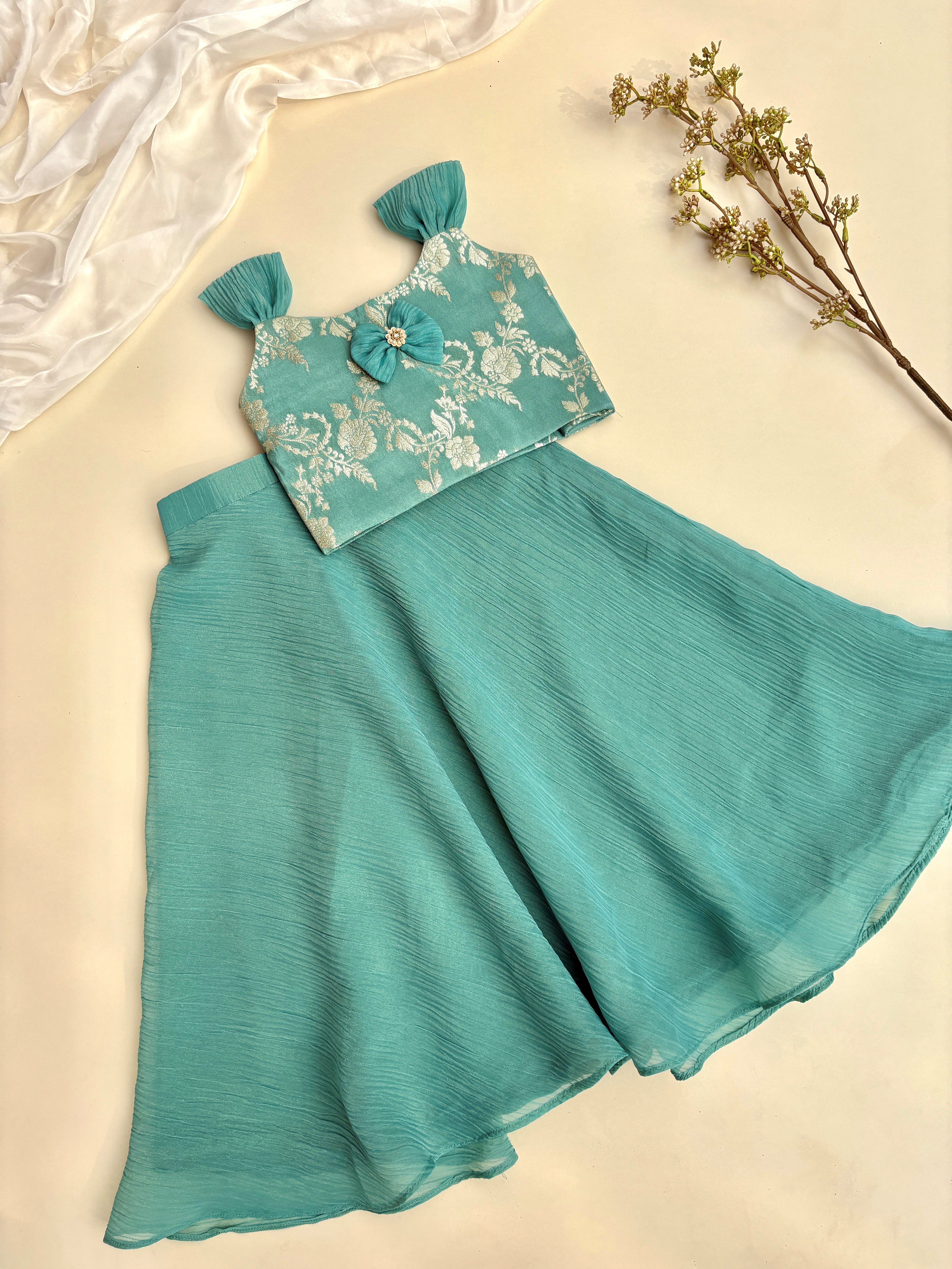 Aquateal Bow Brocade Silk Set