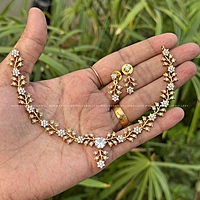 Floral Diamond Neckpiece