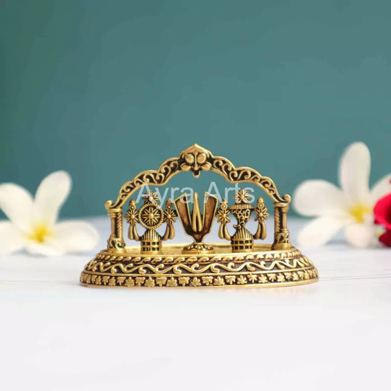 Light Weight Shank Chakra Namah