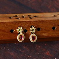 Flower oval shape rubi neck set