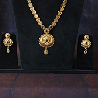 TRADITIONAL GOLD FINISHING LONG HARAM