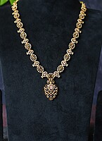 Elegant haram with earrings