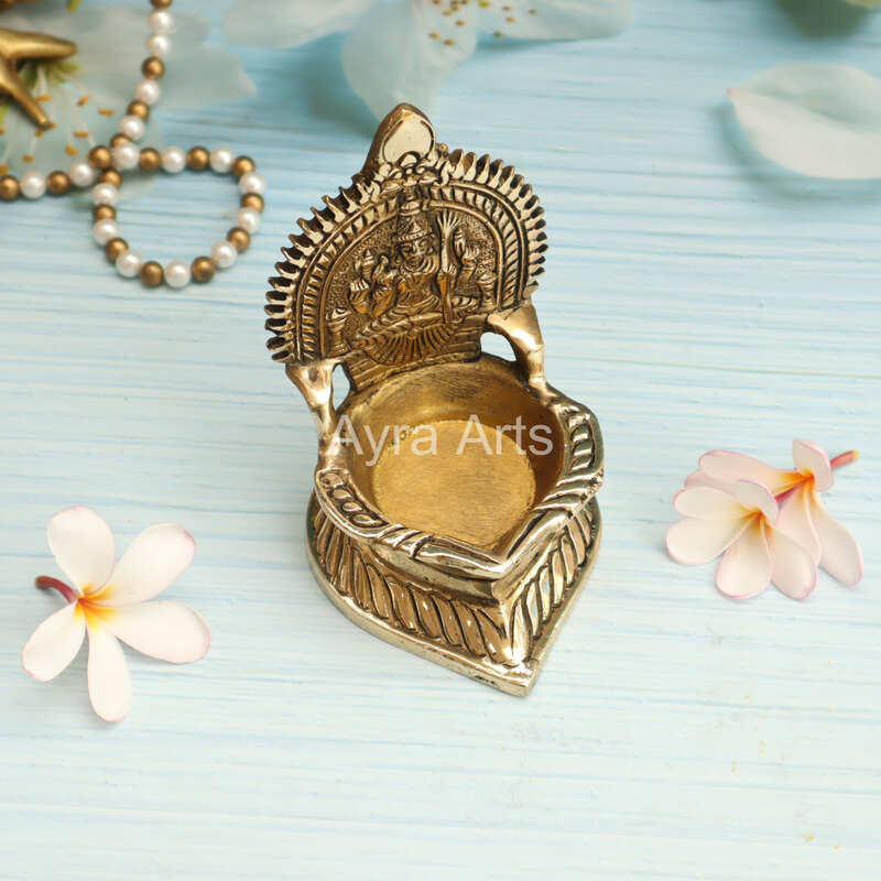 Brass Kamakshi Deepam/Lalitha Devi Deepam - 5 inch Height