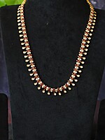 Unique drop design with pretty stone longharam