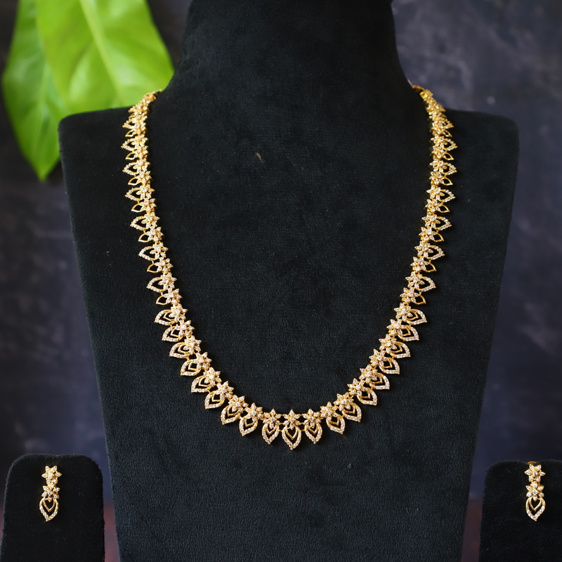 Flower peatal design neak piece