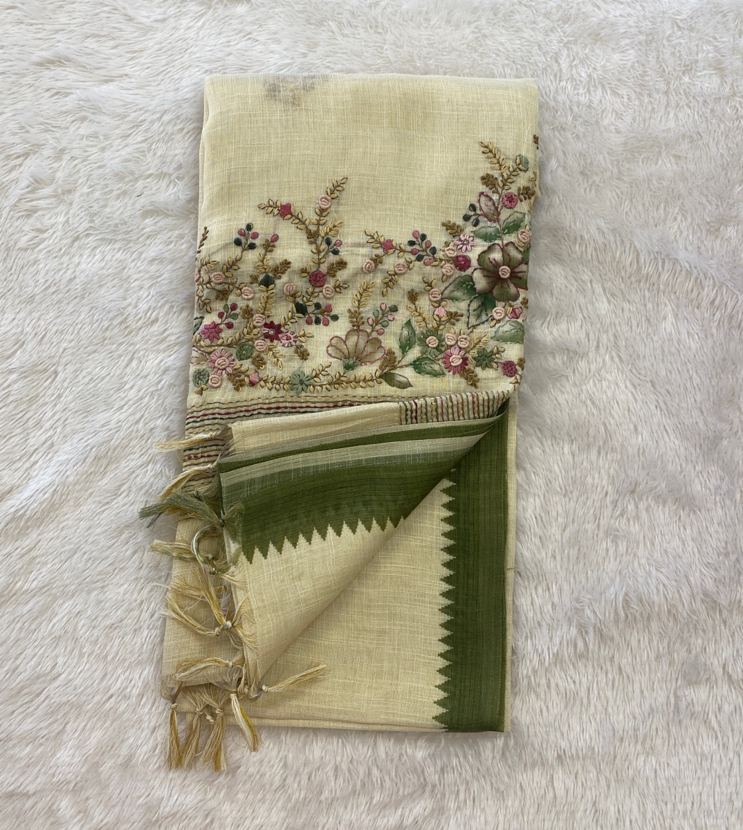 Saanvi White Base – The Linen French Knot Saree SWS143