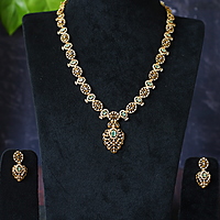 Elegant haram with earrings