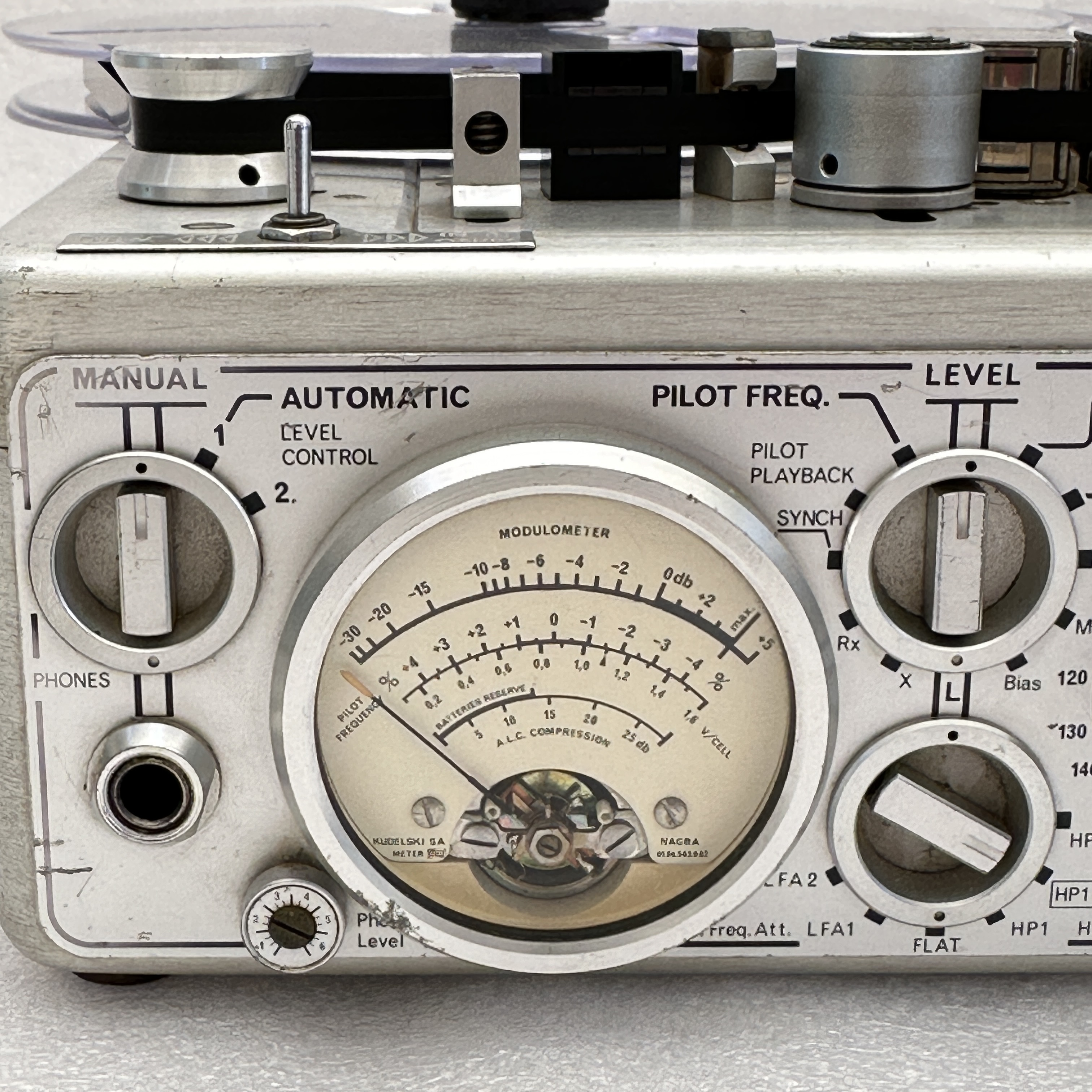 Nagra 4.2 Portable Reel-to-Reel Recorder – NAG-4.2 Nagra 4.2 Portable Reel-to-Reel Recorder – NAG-4.2