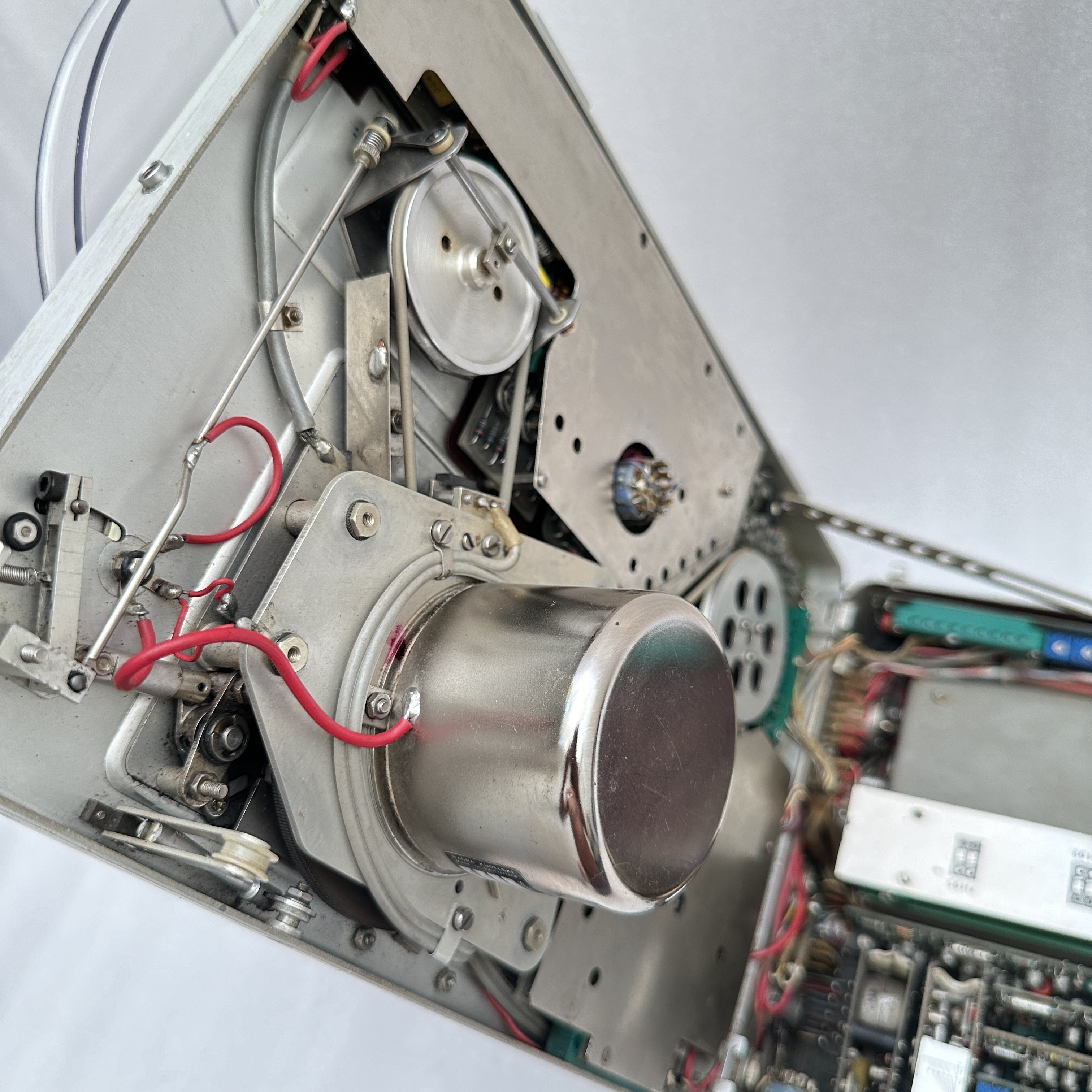 Nagra 4.2 Portable Reel-to-Reel Recorder – NAG-4.2 Nagra 4.2 Portable Reel-to-Reel Recorder – NAG-4.2