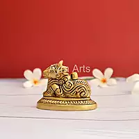 Brass nandi