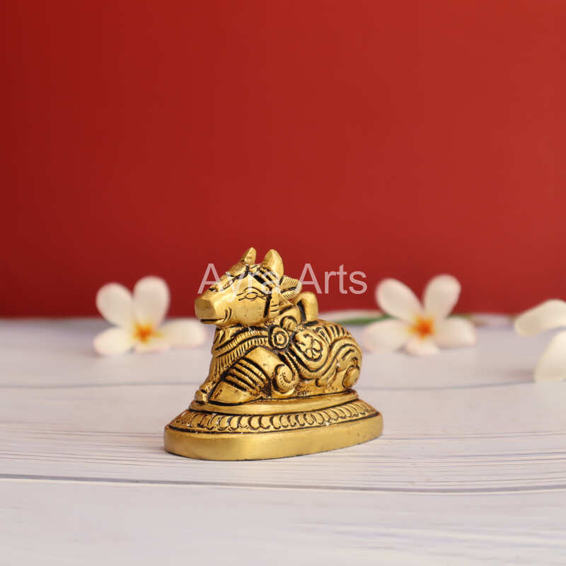 Brass nandi