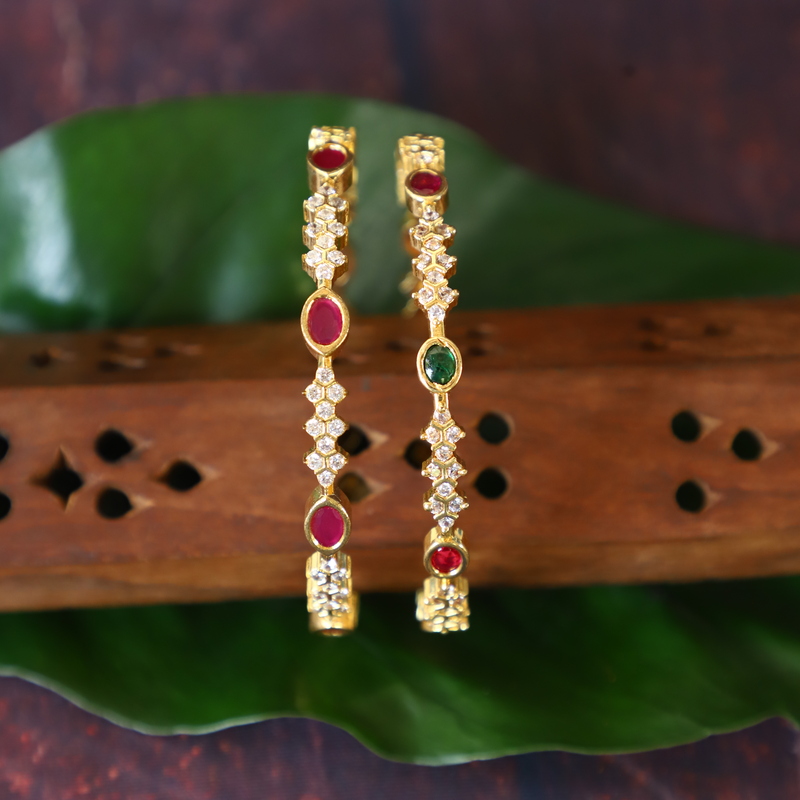 TRENDY MULTI STONE BANGLE