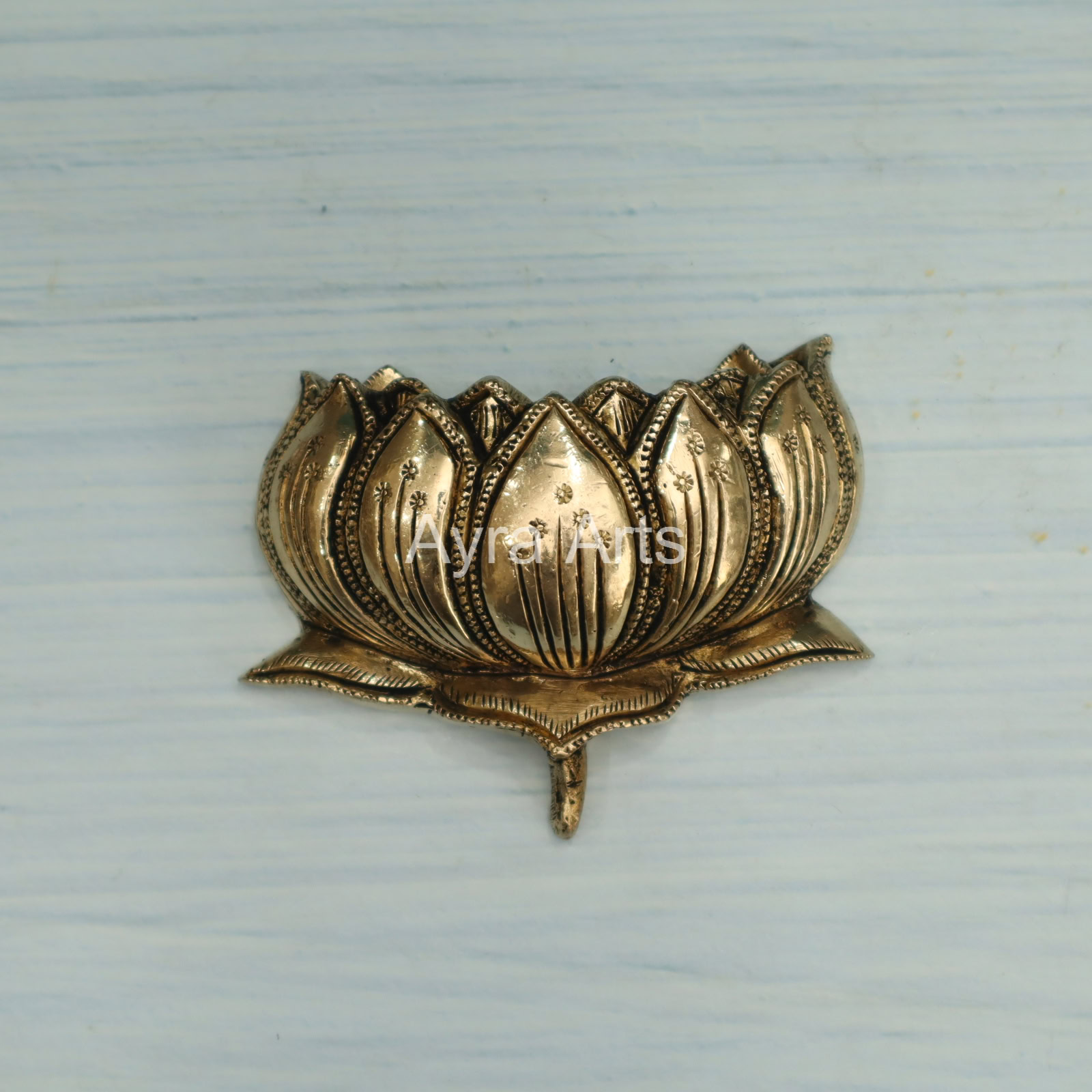 Brass Lotus Flower Wall Mount for Home Decor - 4 Inch Length