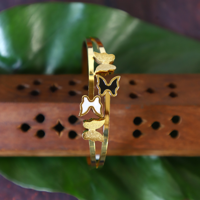 Fancy double butterfly design with unique stone rosegold bracelet