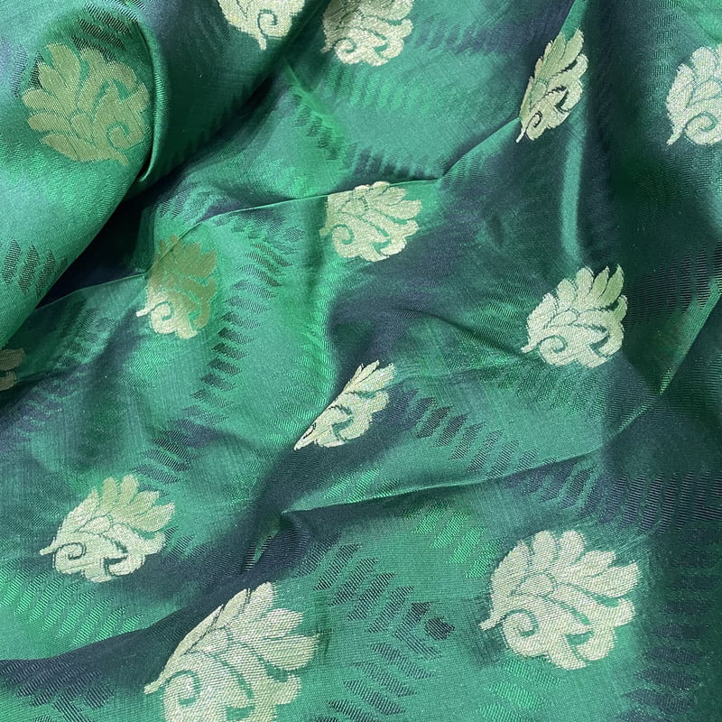 Emerald Green Kanchipuram with Raven Gray