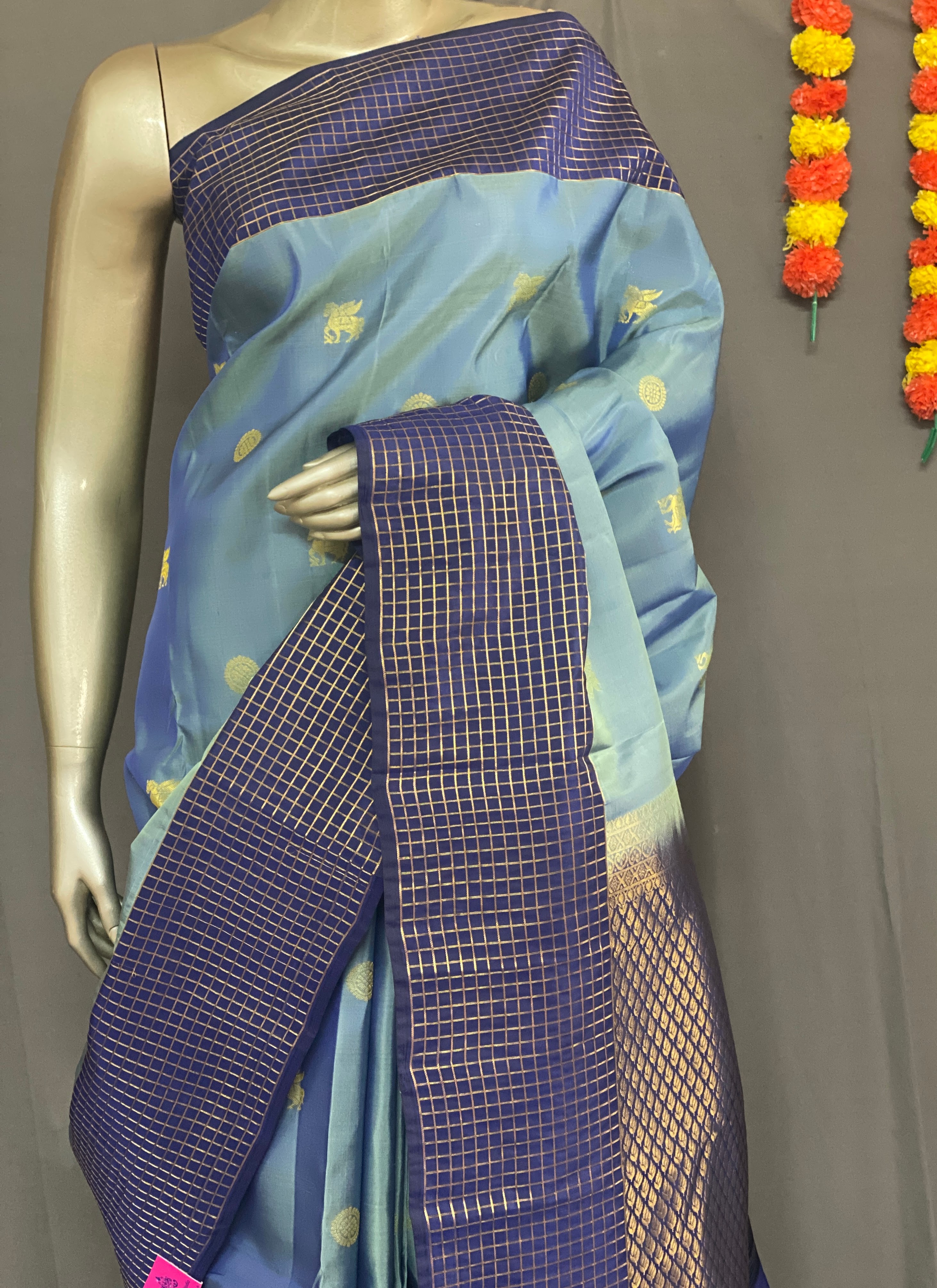 Asokka - The Grid Pattern Border Delights Saree 18271