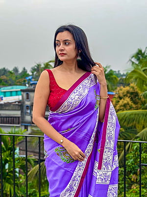 Aparajeeta saree in the prettiest shade of purple on pure Mulberry silk