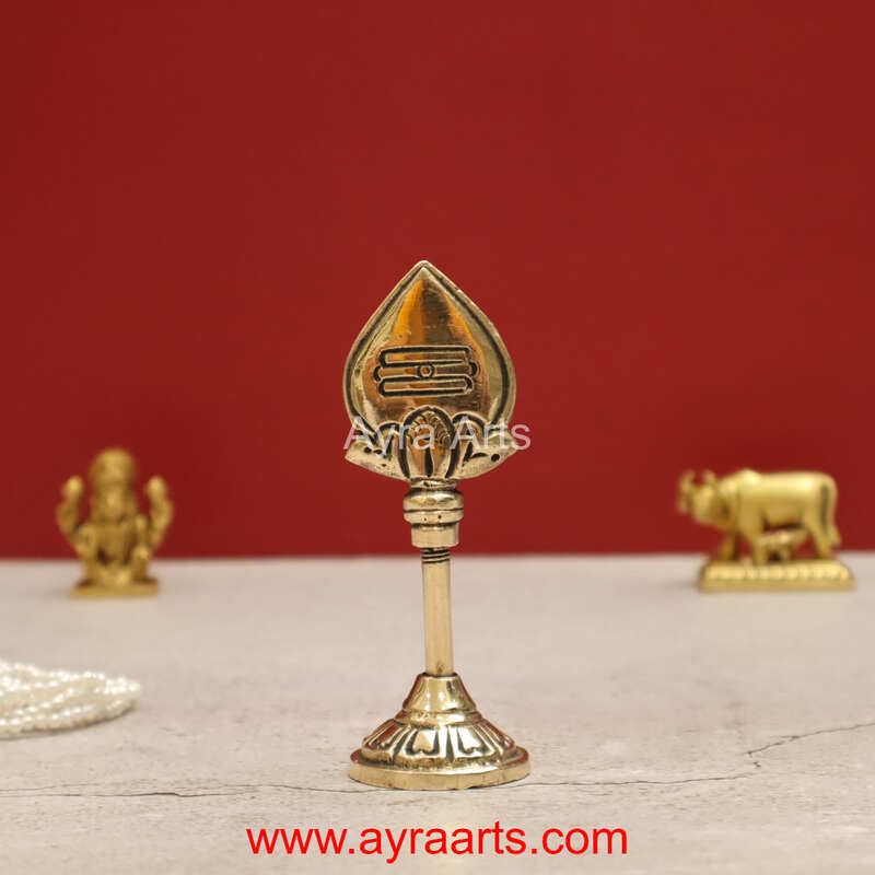 Lord Murugan Karthikeya Vel in Brass - 4 inch Height