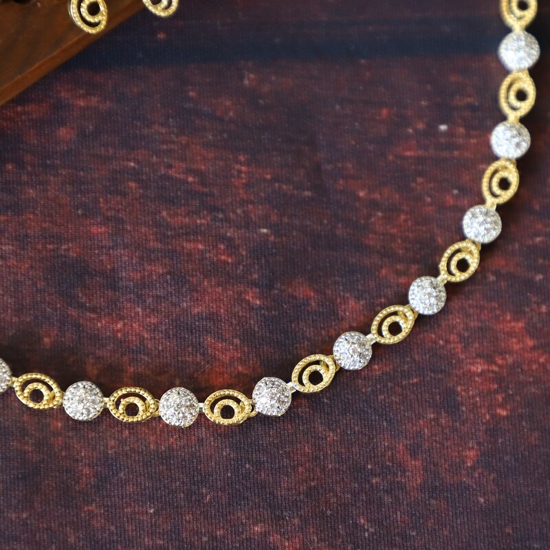 Round with ovel shape diamond Nickpiece